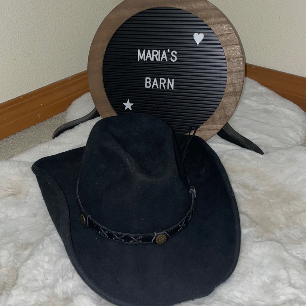 Cowgirl hat